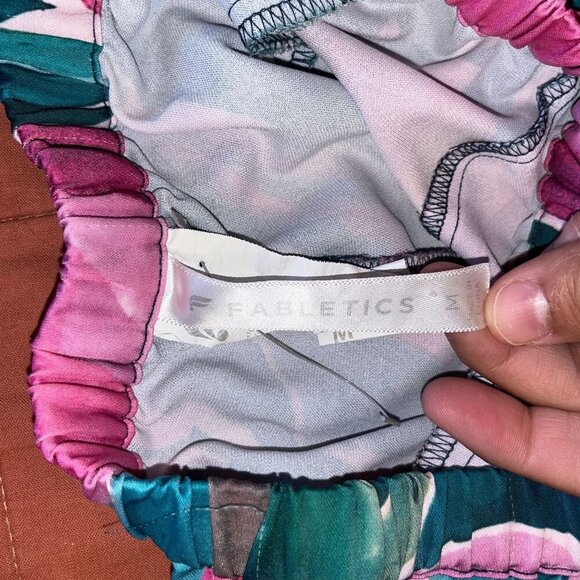 Fabletics Floral High Rise Wide Leg. Women's Pants Size Medium - Picture 6 of 10